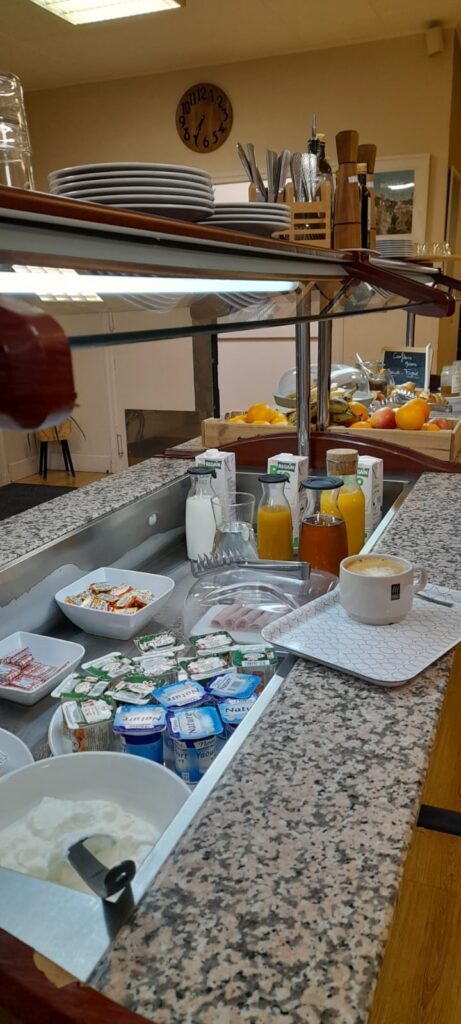 buffet petit-déjeuner